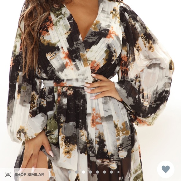 Long sleeve maxi dress - Picture 2 of 5